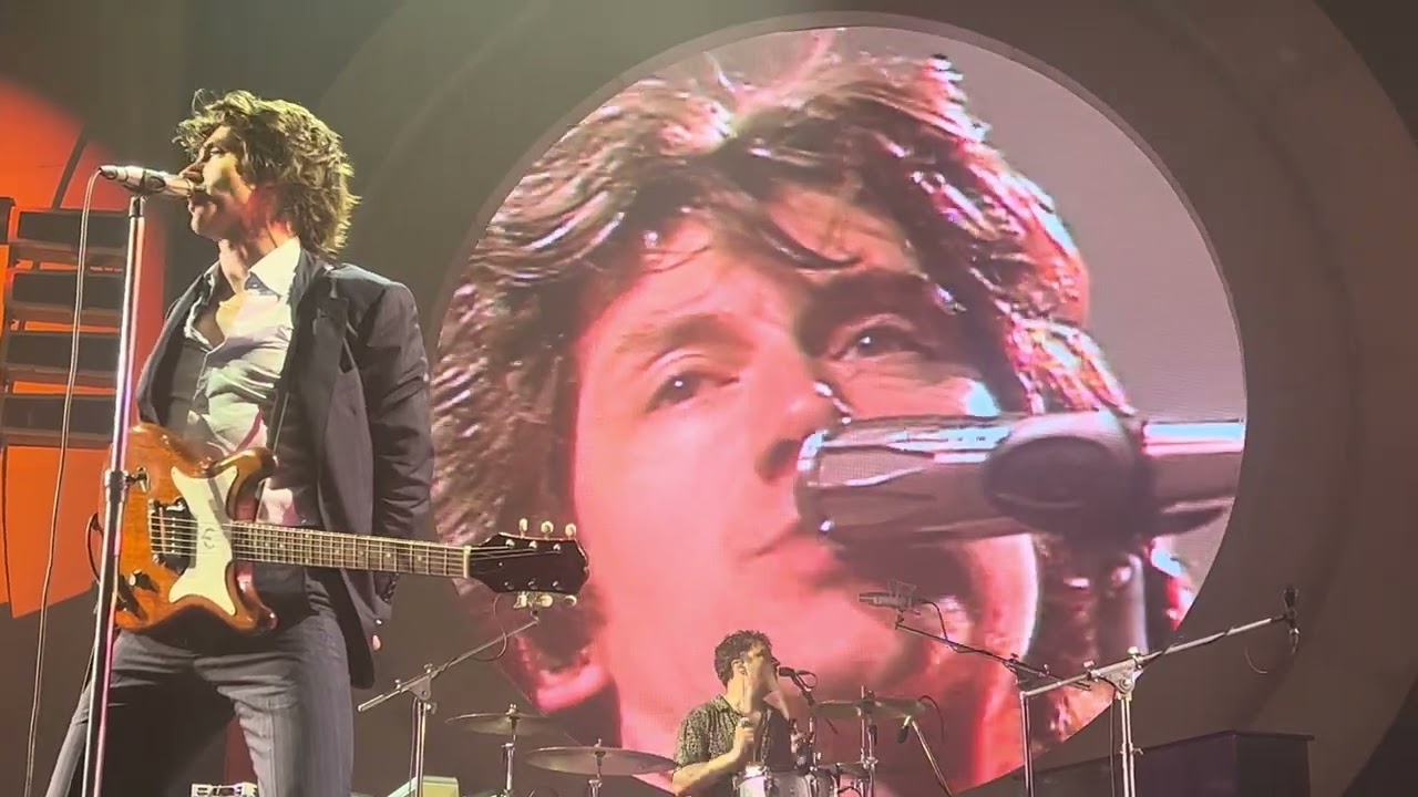 Arctic Monkeys - I Bet You Look Good On The Dancefloor @ The Armory, Minneapolis- August 26, 2023