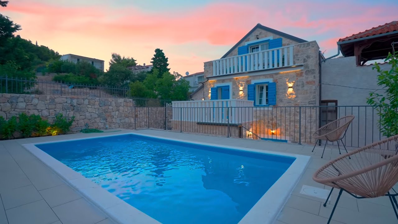 FOR SALE - Charming Villa Dalmatina 1890 in Tribunj - Fully Renovated with Sea View