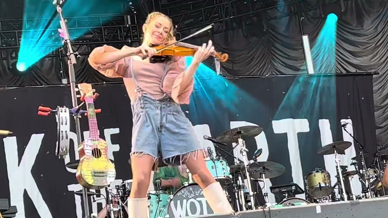 Walk Off The Earth ft. Lindsey Stirling: Long Way Home [Live 4K] (Waite Park, MN - August 22, 2023)