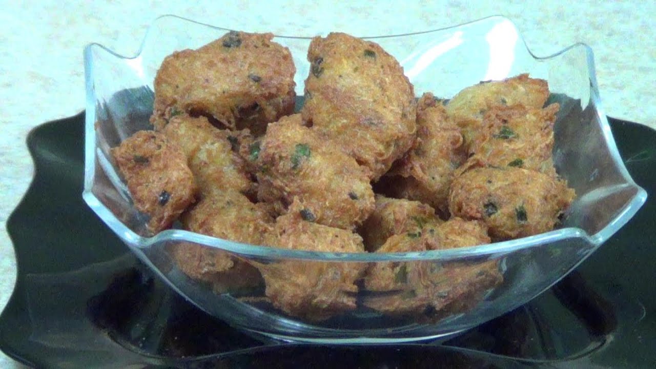 How to make delicious homemade Malanga Fritters (Frituras de Malanga)