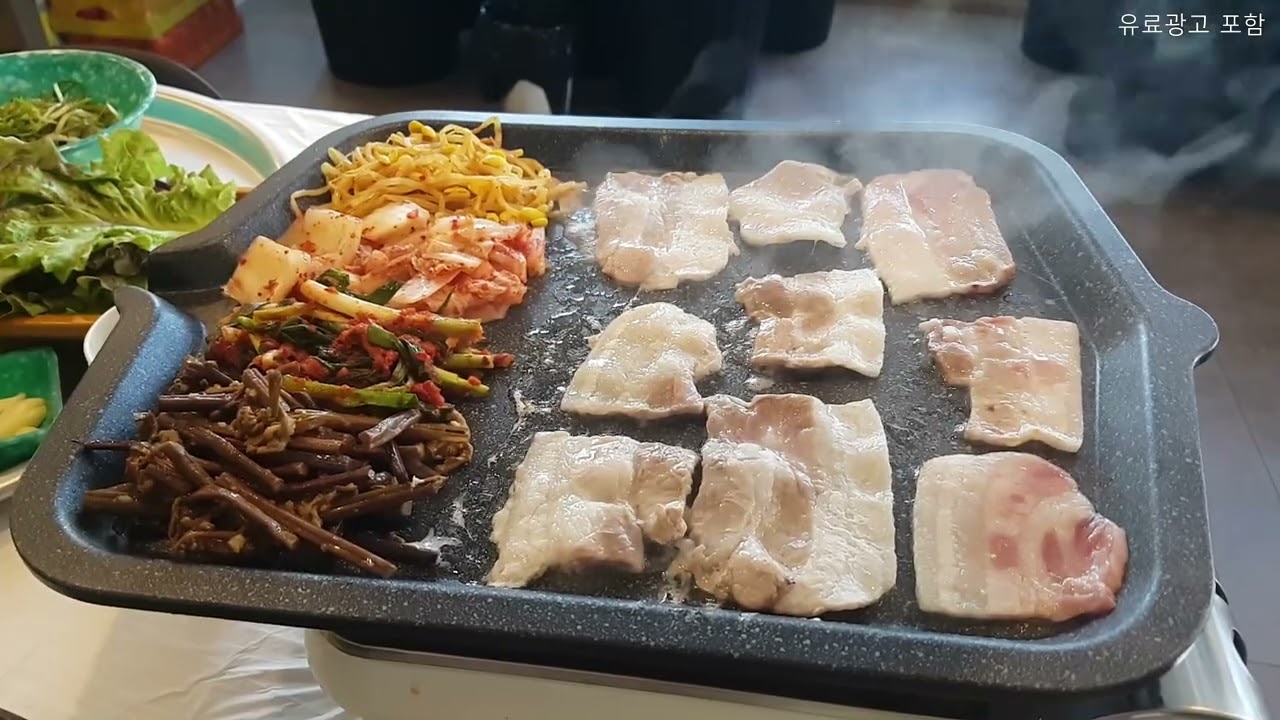 [작전역 맛집] 대패상륙작전 - 김치와 함께 구워 먹는 대패삼겹살 맛집 / 삼겹살