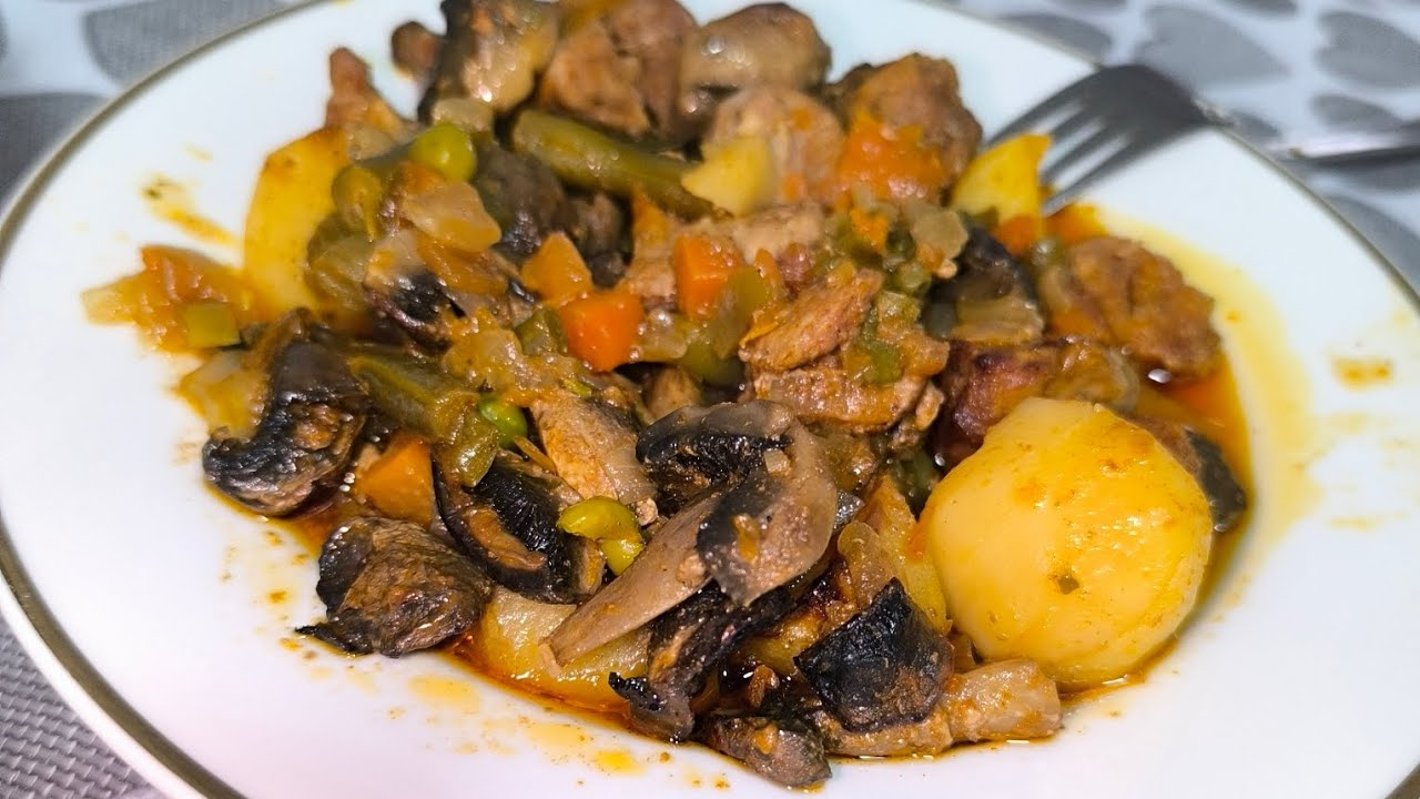 Jednostavan i Brz Ručak iz Rerne! 🥘🥩🧅#ručak #kuvanje #meso #srpskakuhinja #food #recipe