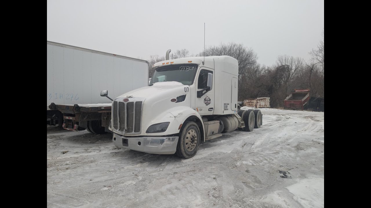 2017 Peterbilt 579 - Parts Unit 17PB081