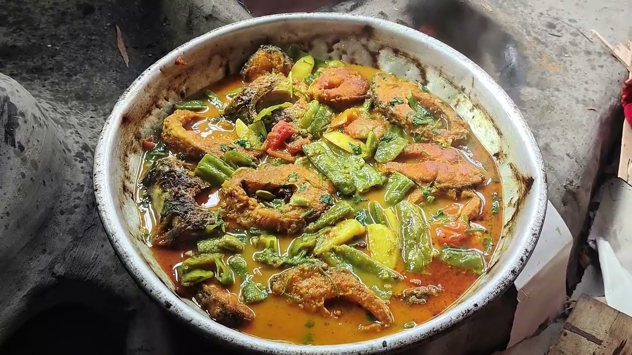 শীম আলু রুই মাছের ঝোল রান্না। rui macher jhol