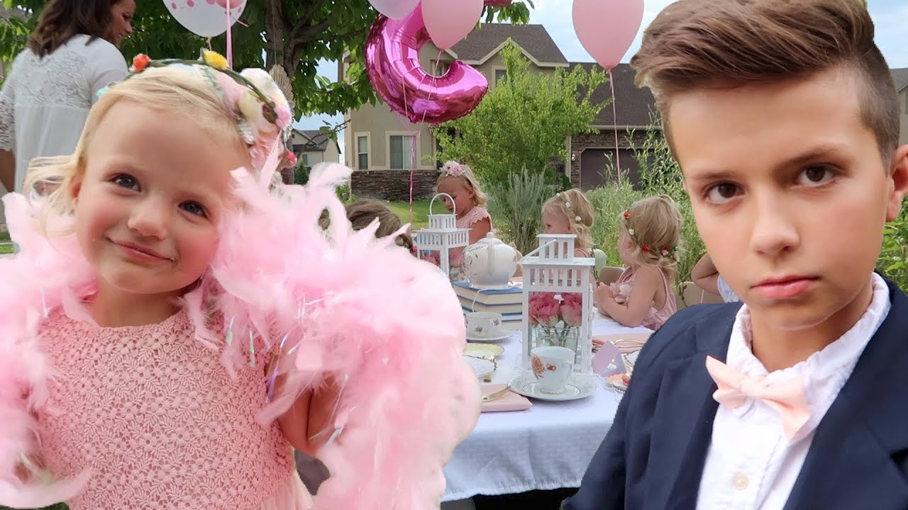 TODDLER'S TEDDY BEAR AND TEA PARTY | THREE-YEAR-OLD THEMED BIRTHDAY PARTY