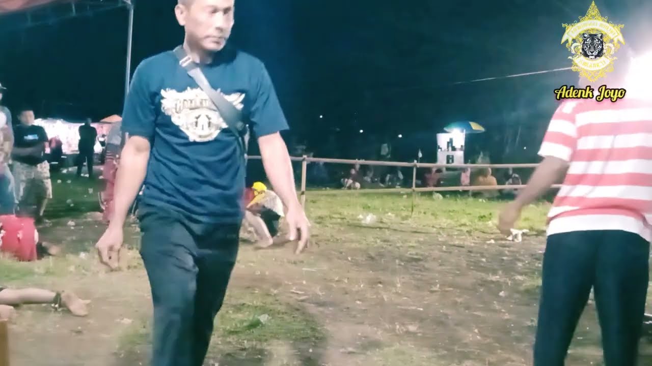 Ngeri,,,,,Saat pemain putri mulai kesurupan @adenkjoyo