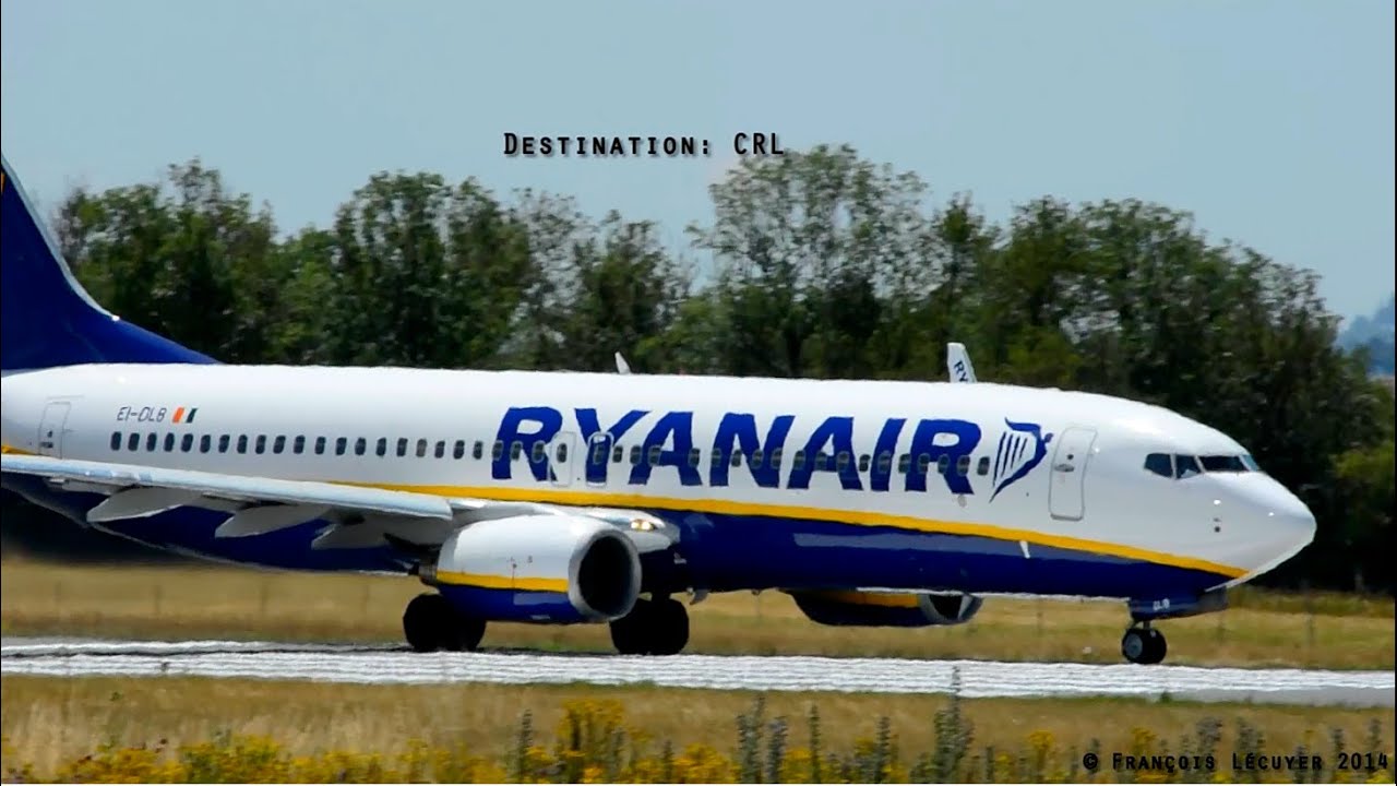 2 Ryanair B737s EI-DLB & EI-DWZ at Rodez-Aveyron [RDZ/LFCR]