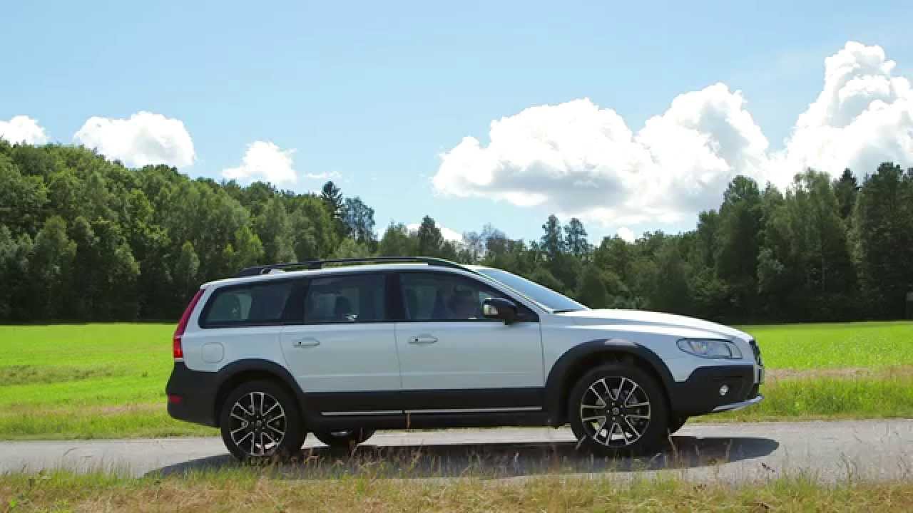 Volvo XC70 - Exterior and Drive