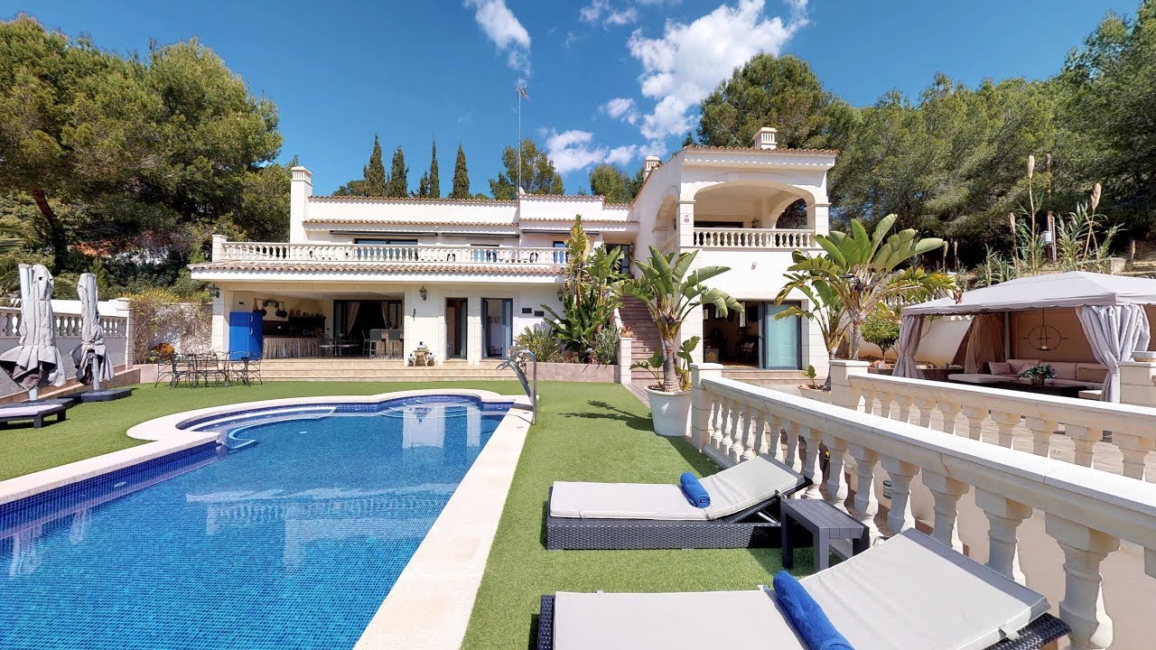 Superb Value 😊 - 1.47 Million euro - Spacious Home in the sun for sale - Costa Calma, Mallorca