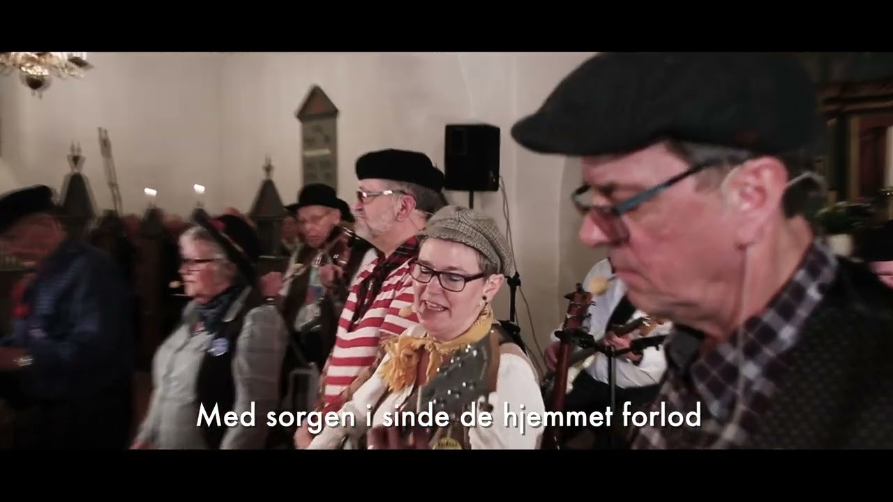 Gårdsangerne fra Thy - Deroppe på volden