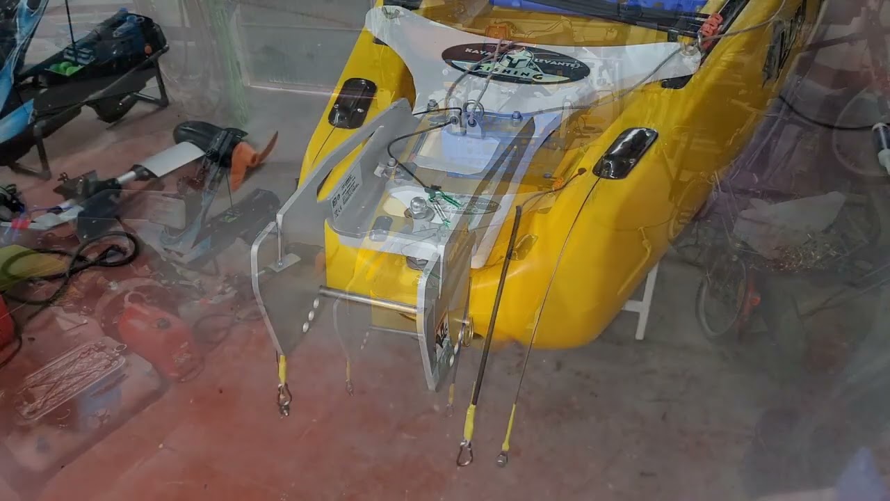 Adaptar un timón de kayak en el soporte de motor torqeedo