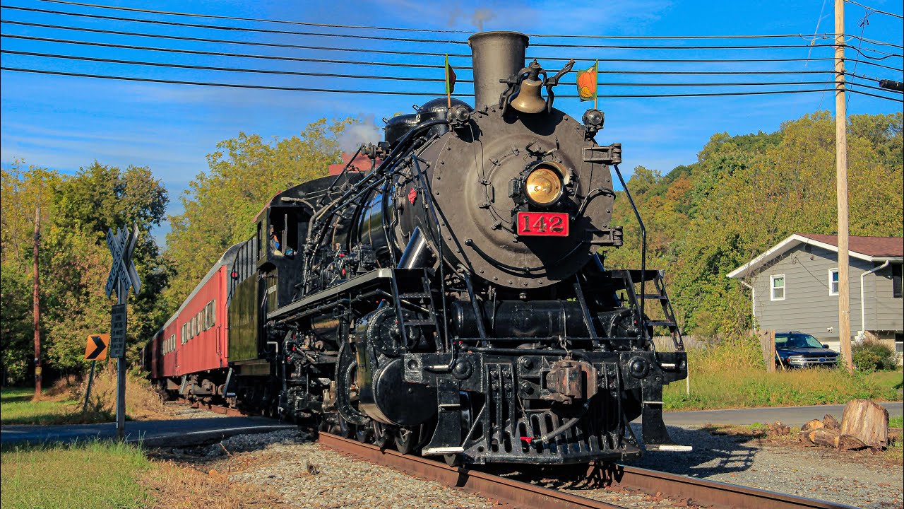 Railfanning with NYS&W 142s return to steam (10/4/2025)