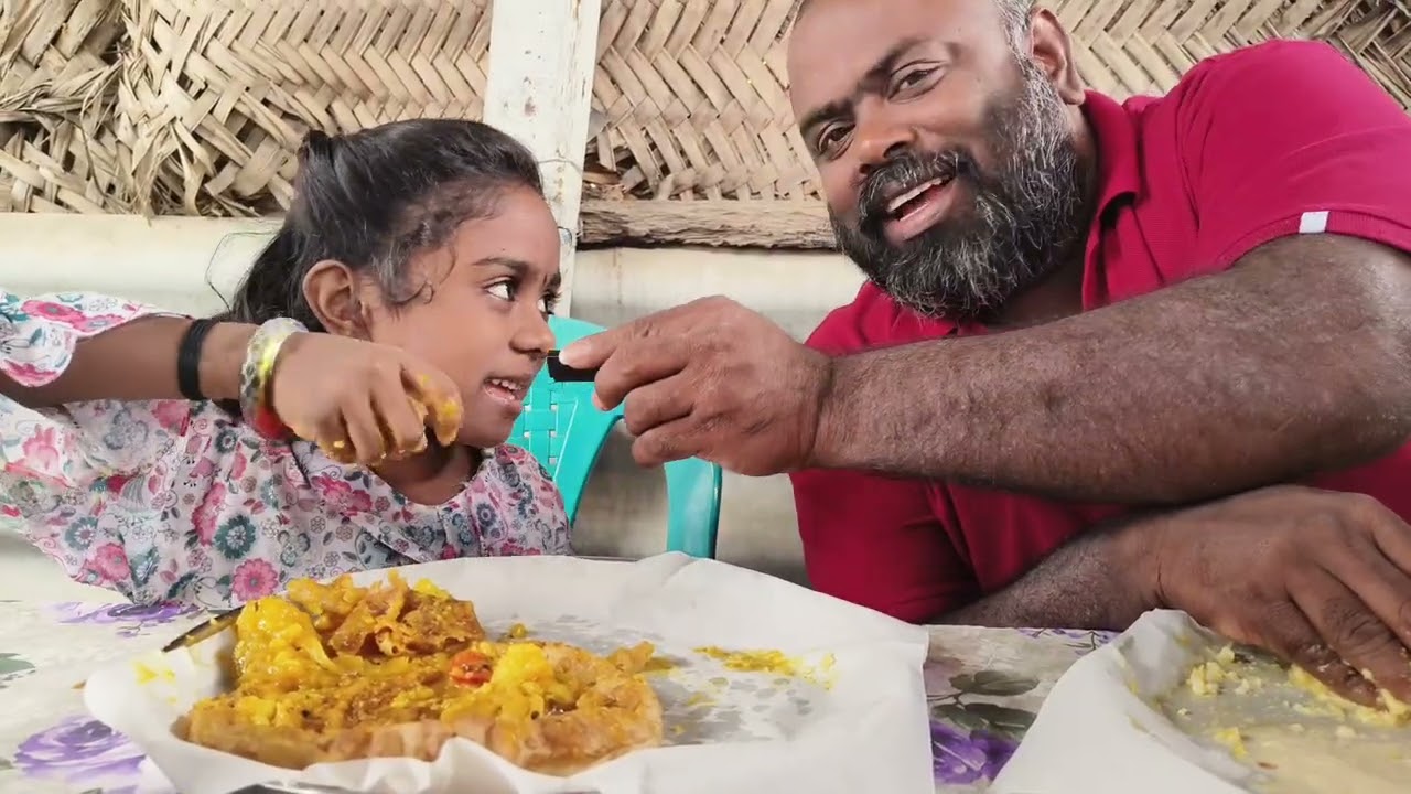 கூரைக்கடை இட்லி ஆம்லேட் ஆப்பாயில் பூரி செம சூப்பர் பிரண்ட்ஸ் 😂#trending #food #support #comedy #fun