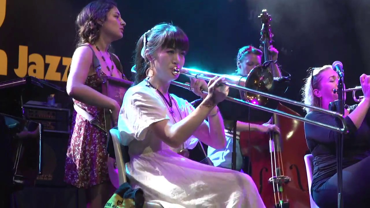 Live stream Umbria Jazz - 13 luglio 2017 - Shake 'Em Up Jazz Band