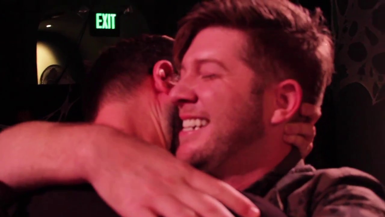 Gay Proposal - Kesha 