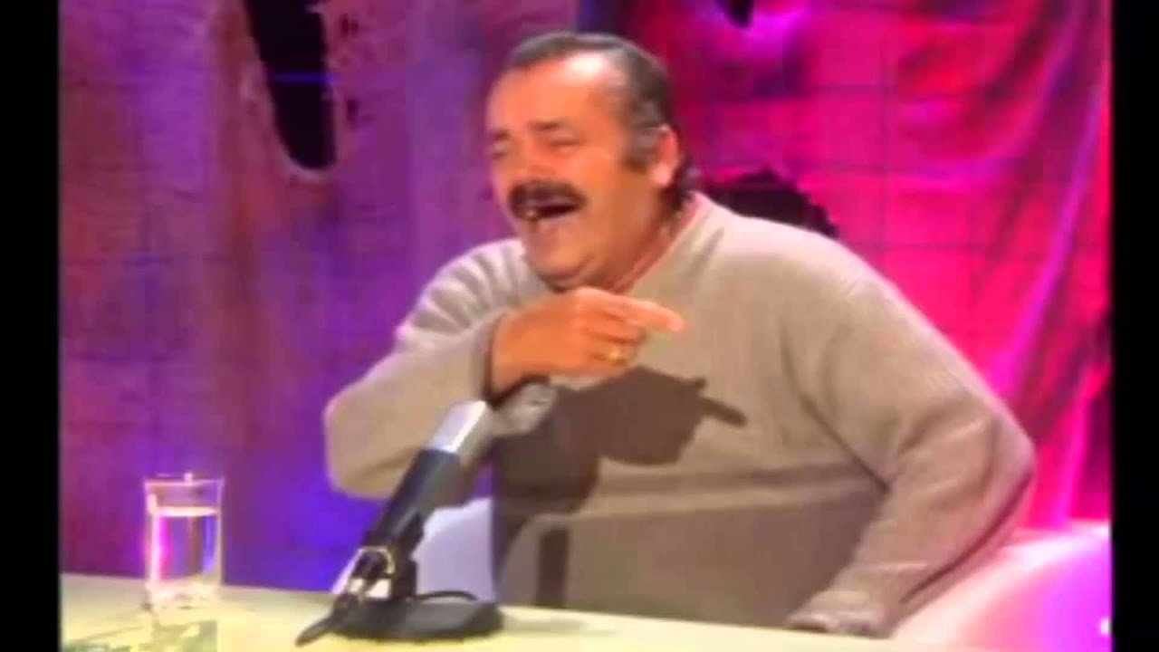 Risada engra&ccedil;ada