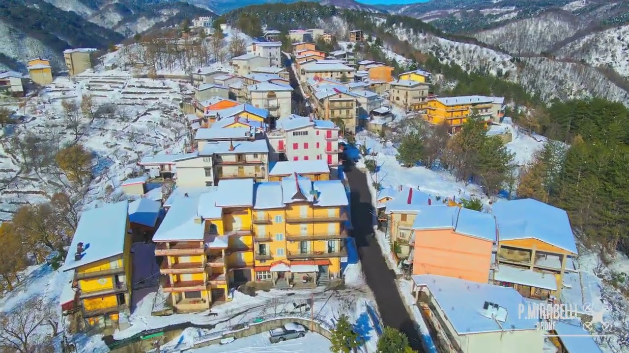Pagliarelle con la neve visto dal Drone