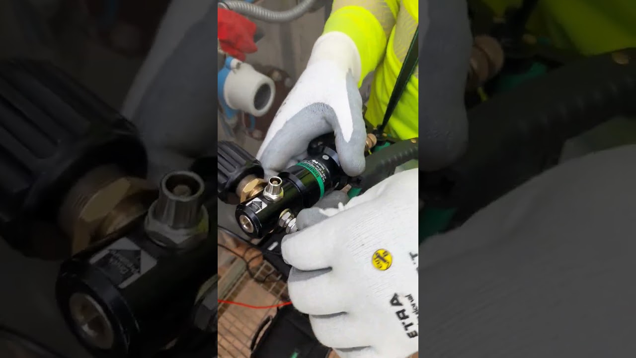 Confirmation of Calibration of Pressure Transmitter with Beamex MC6 Documenting Calibrator