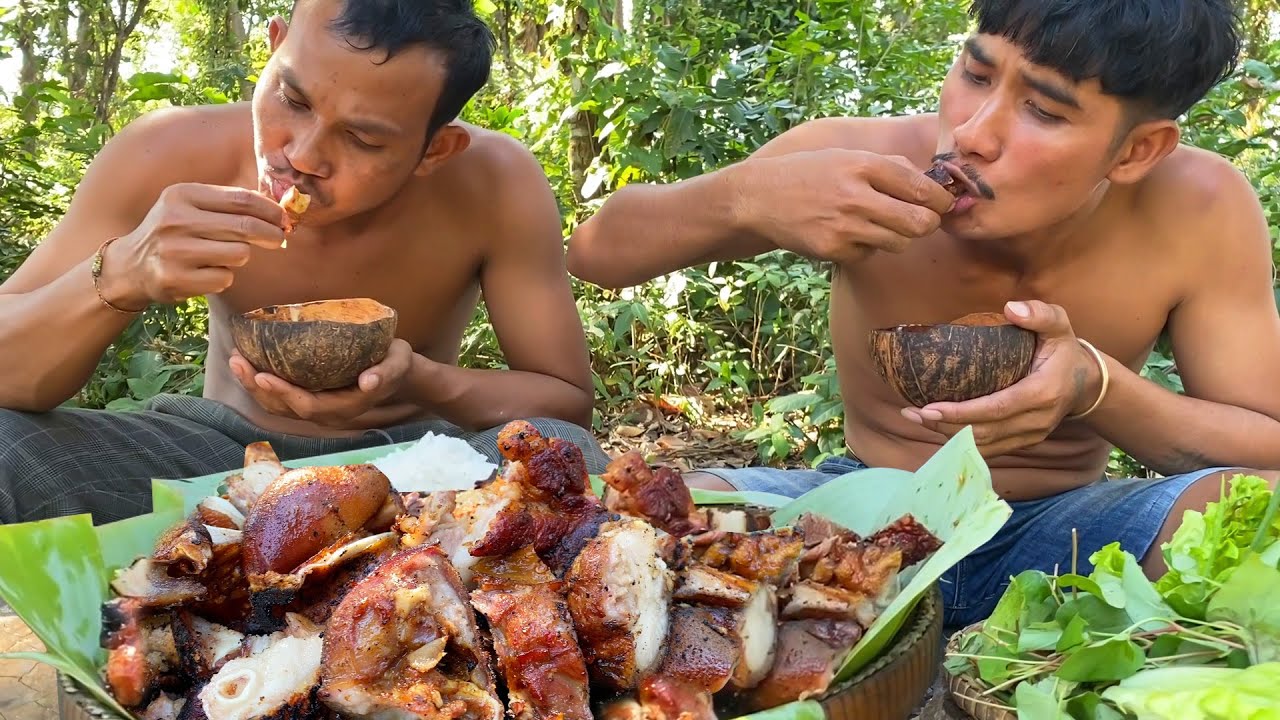 Best Technique Grilled Crispy Head Pork in Big Pot So Delicious | My Skill Cooking