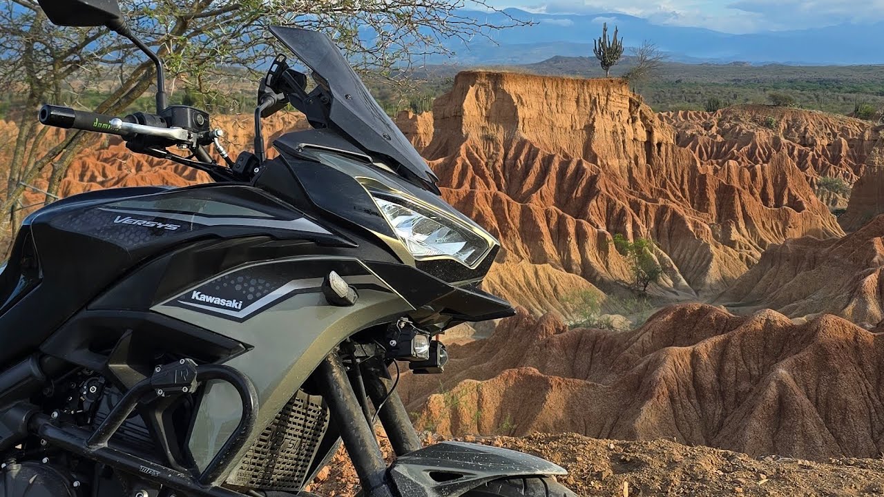 Viaje por el sur de Colombia en moto.