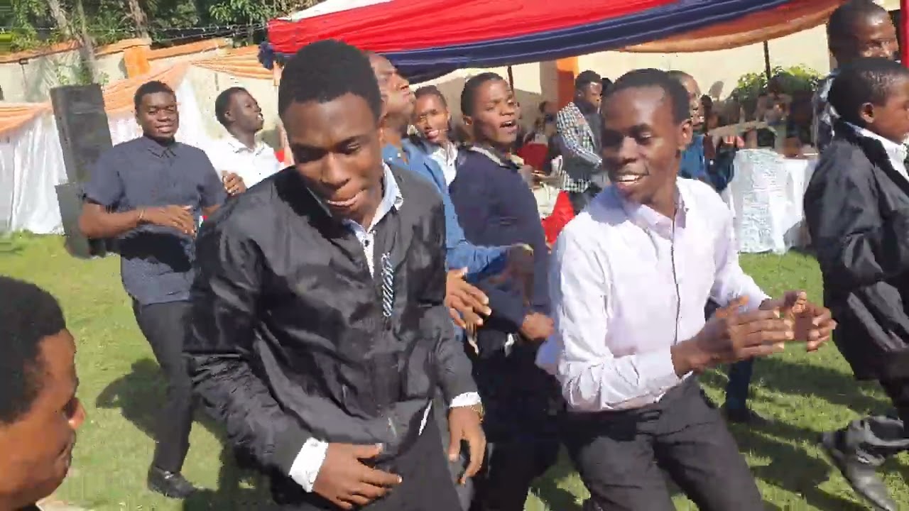 BURUDANI ZAID NA MC MSANGI-ARUSHA