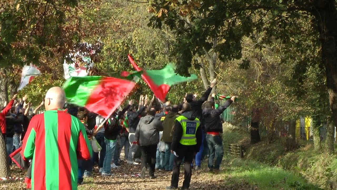 Derby Perugia-Ternana 2-2 una storia di tifosi, tifo e passione