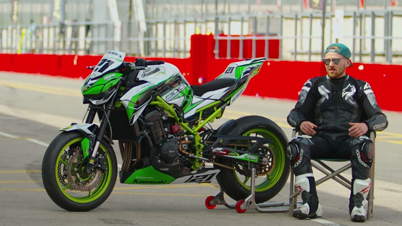Insidebikes goes motorcycle racing on a budget