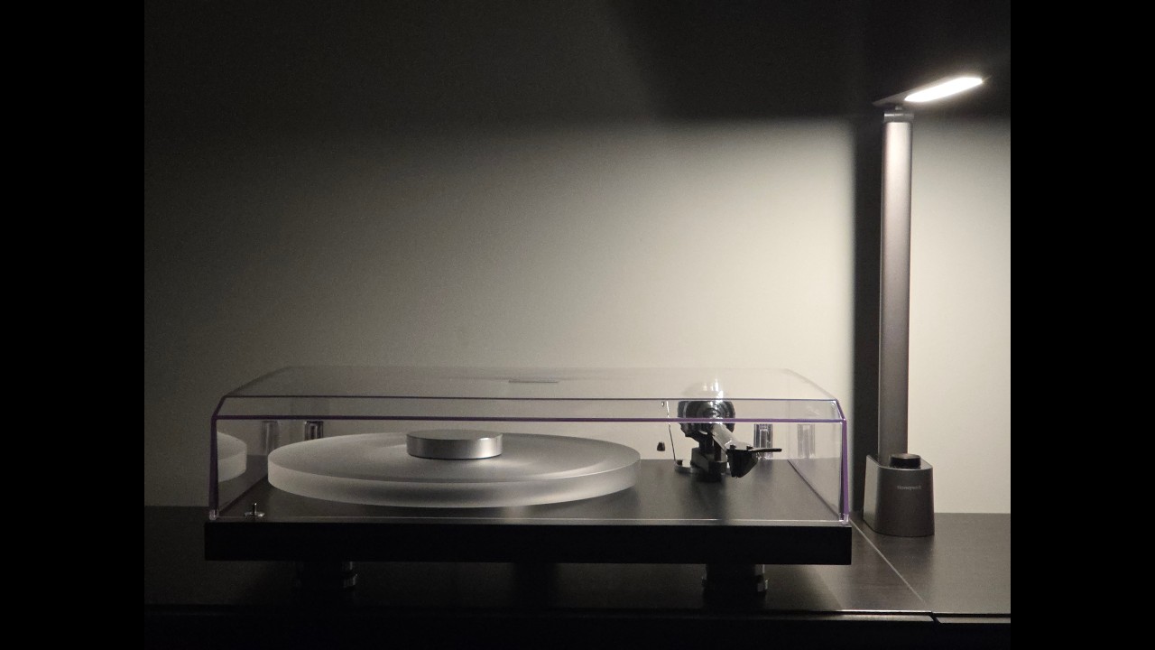 Pro-Ject Debut Reference 10 -  Unboxing [4k]