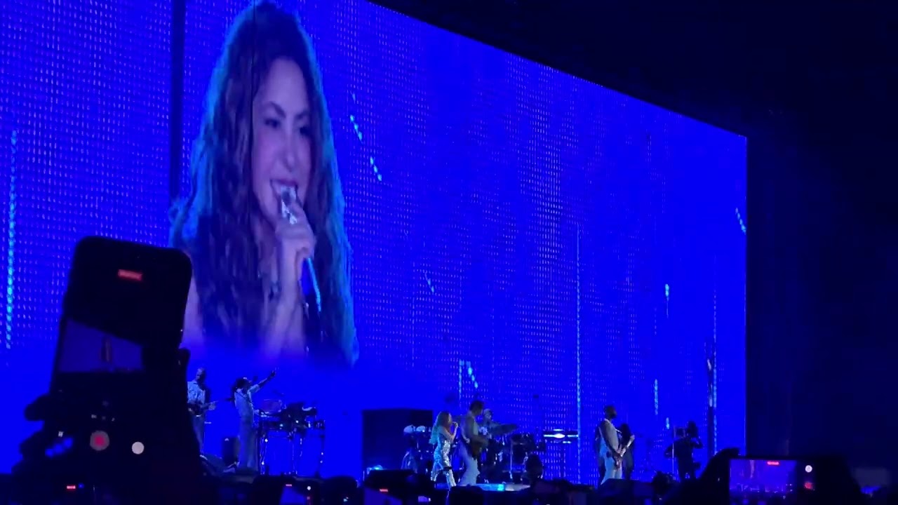 Shakira en Bogotá- Pies descalzos