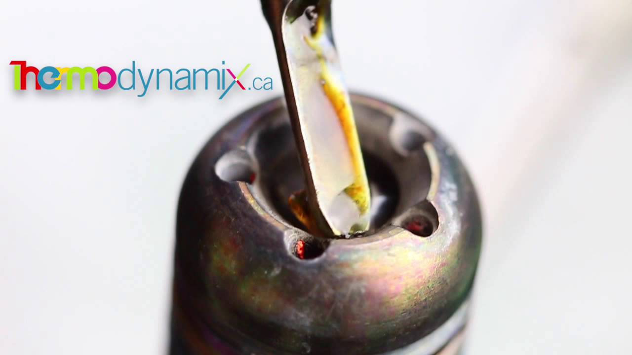 Up-Close Salt Shaker Dab - Thermodynamix.ca
