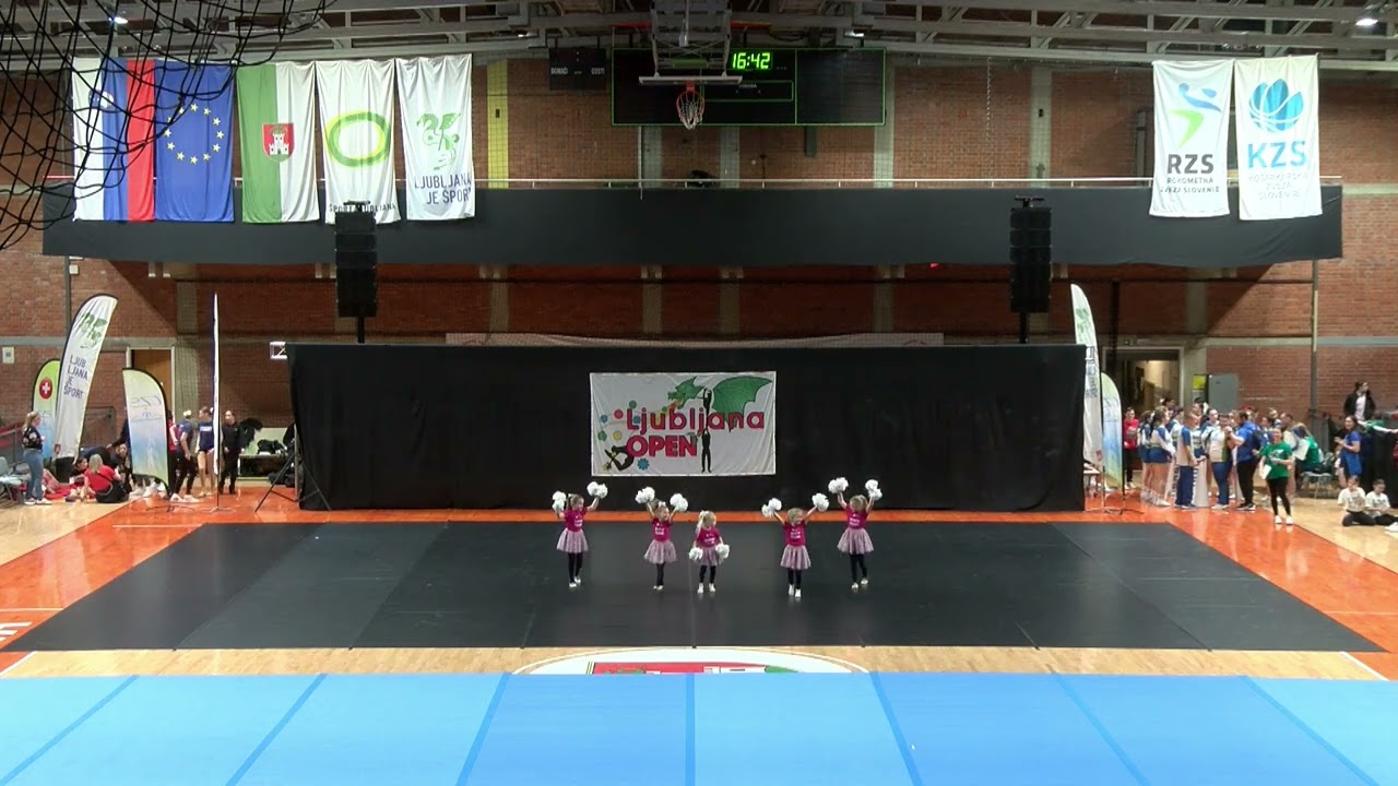 Ljubljana Open 2025 - revija - SHOW TEAM MINI KOSEZE - PK PLES PLUS
