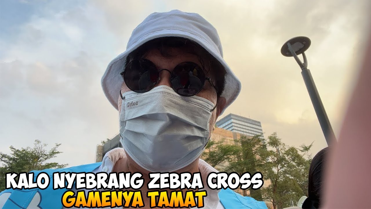 Mencoba NAMATIN Catwalk SCBD Citayam Fashion Week