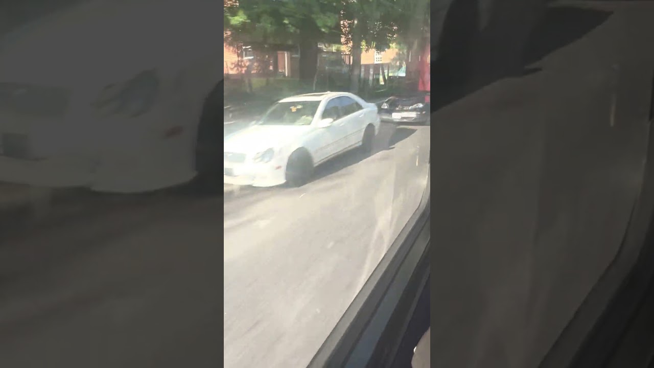 Why I hate riding the bus