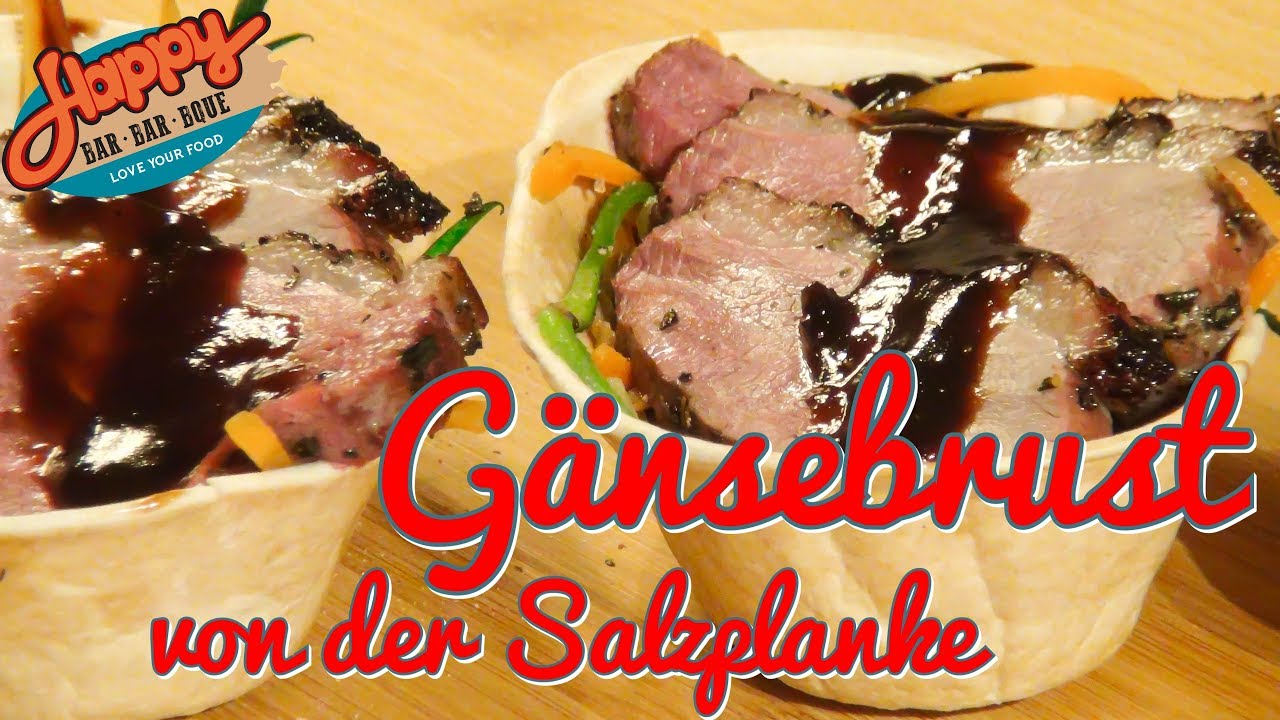 Gänsebrust von der Salzplanke mit Pflaumensoße auf Gemüsespaghetti