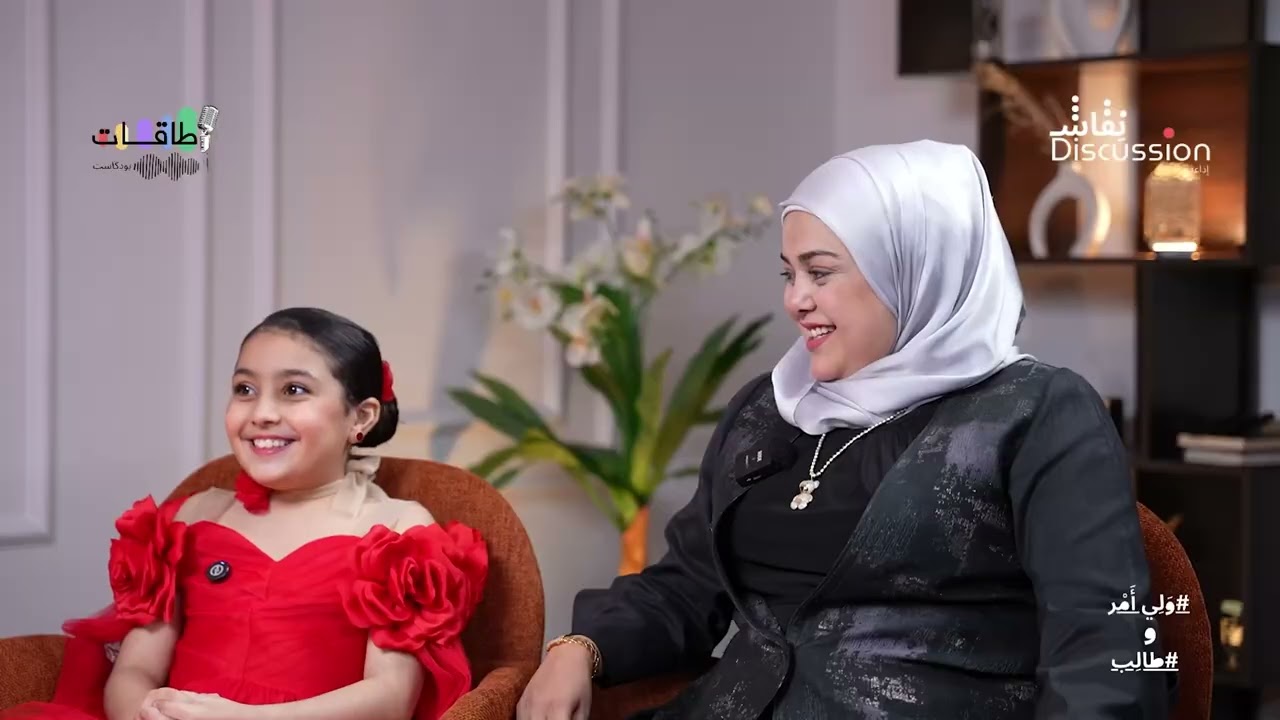 كاتبة صغيرة في معرض الشارقة تثير الجدل حول مواهب الأطفال !