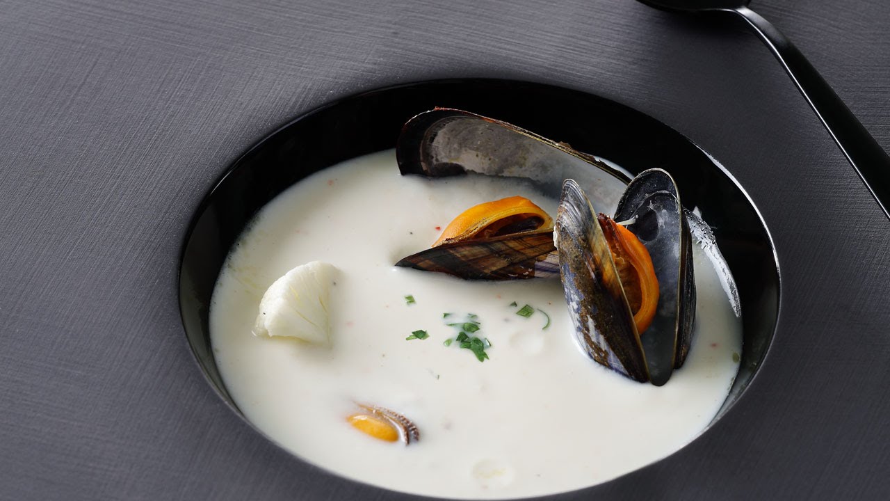 Velouté de chou-fleur aux moules - Maude Moulin pour Netto