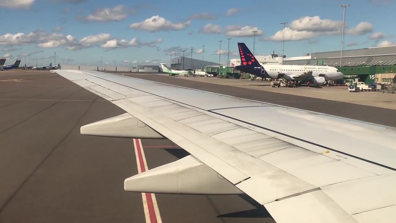 Landvetter SAS Boeing 737-700 Startup & Takeoff with ATC