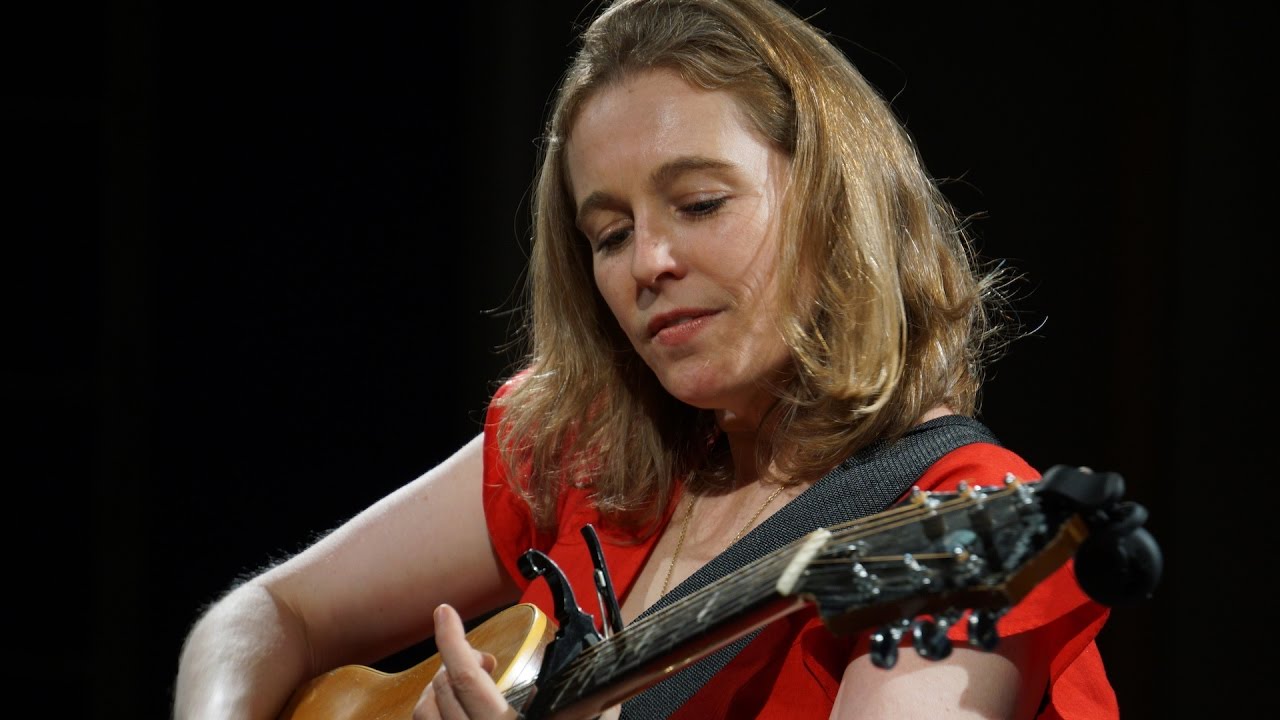Tift Merritt - 'Dusty Old Man' I The Bridge 909 in Studio
