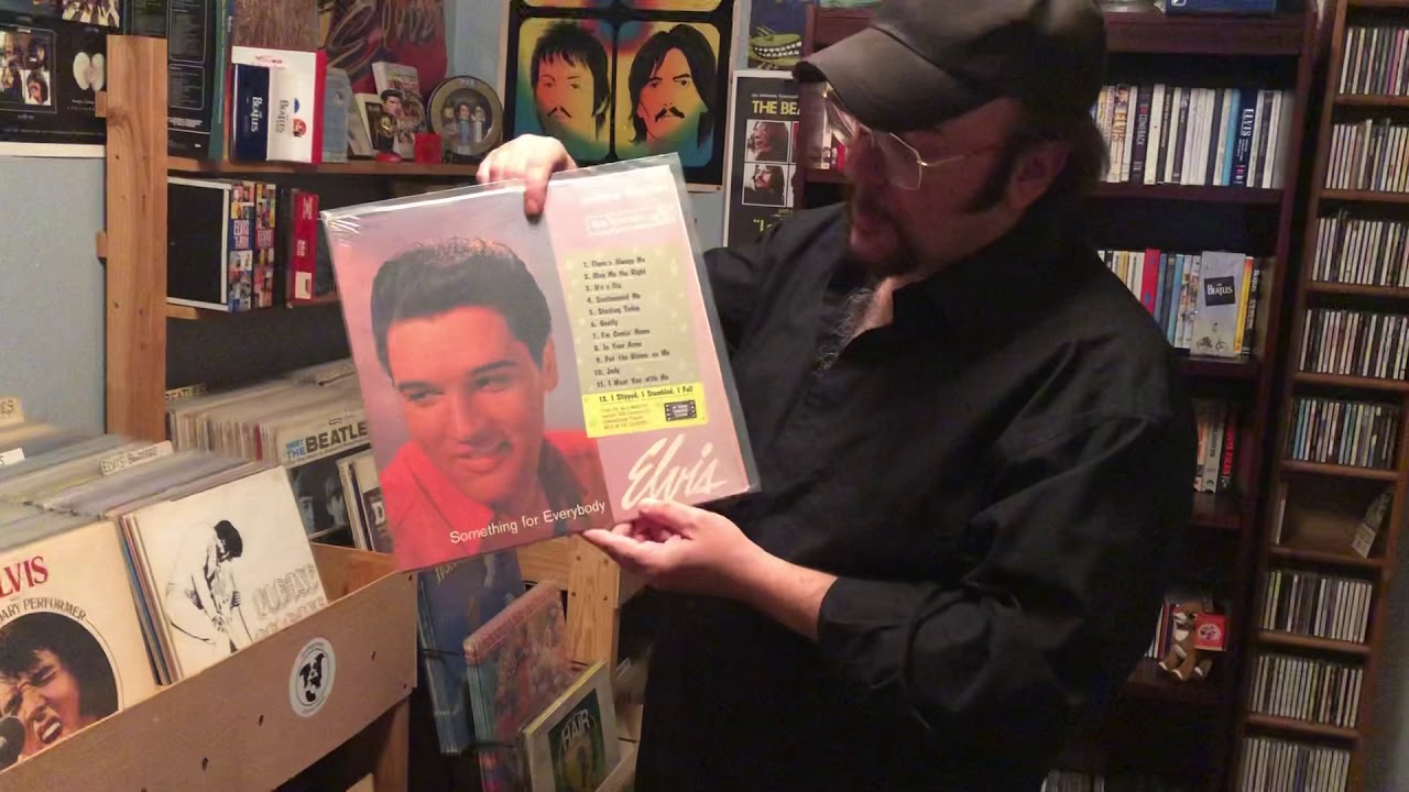 Elvis collection with some rare vinyl