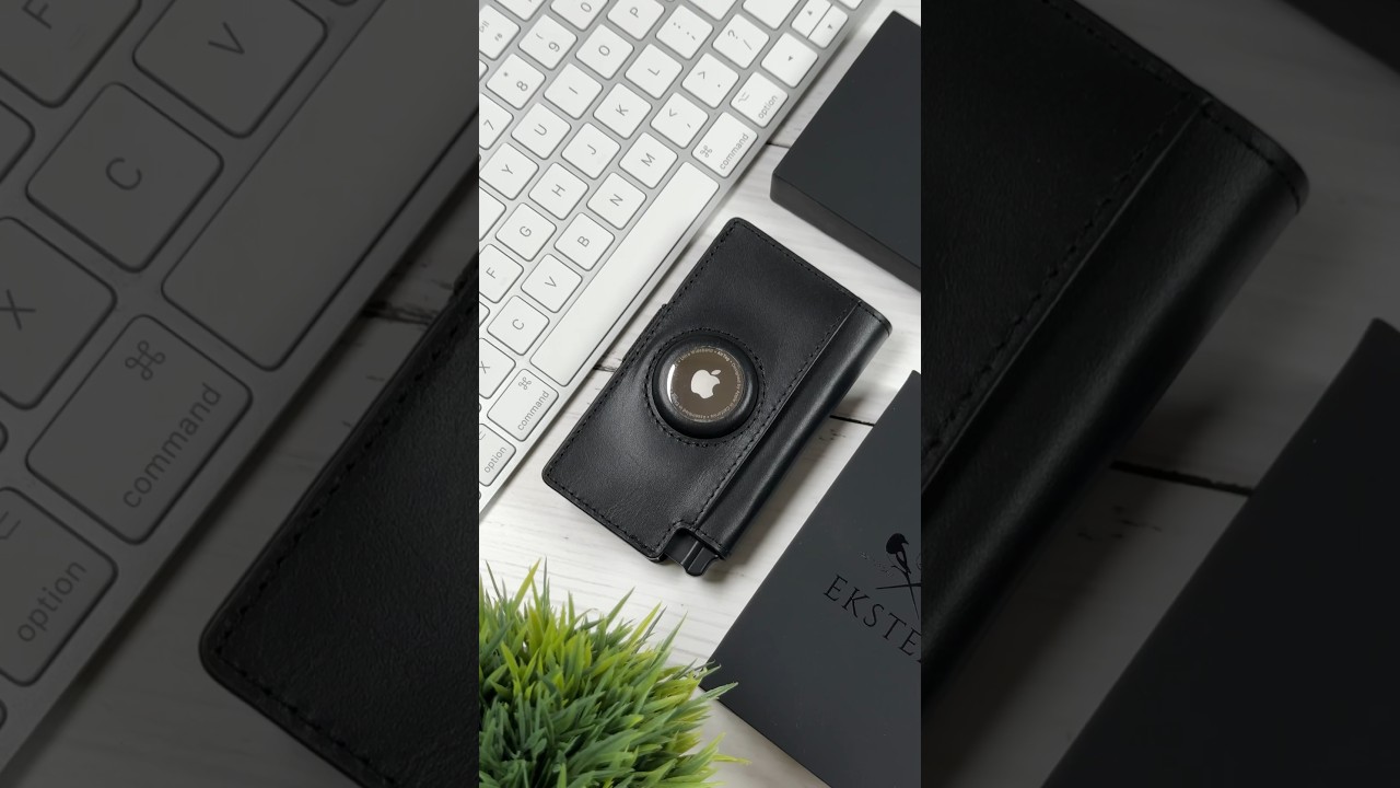 AirTag smart wallet from @ekster