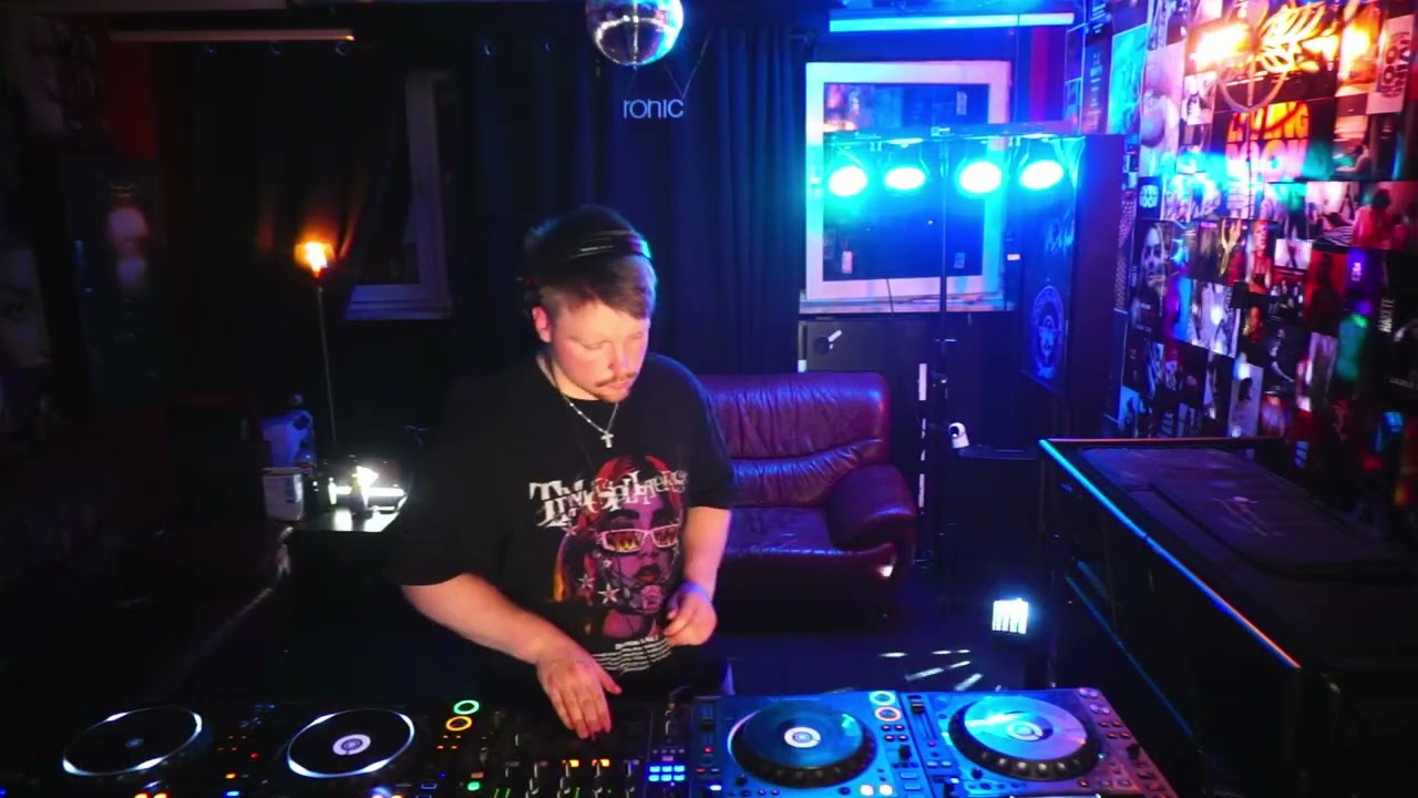 DJ Darko LIVE @ LivingRoom Nbg (Lo-Fi House, Deep House) (07.02.2026)
