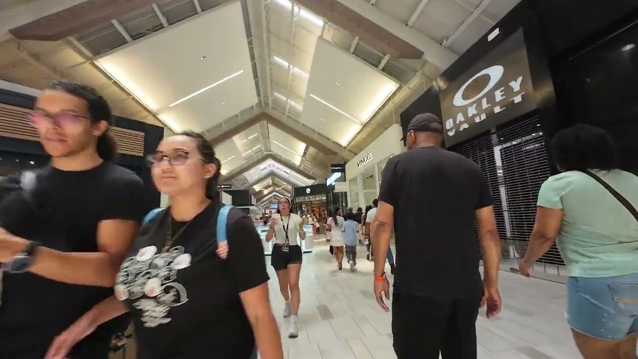 Sawgrass Mills Mall Walking Tour