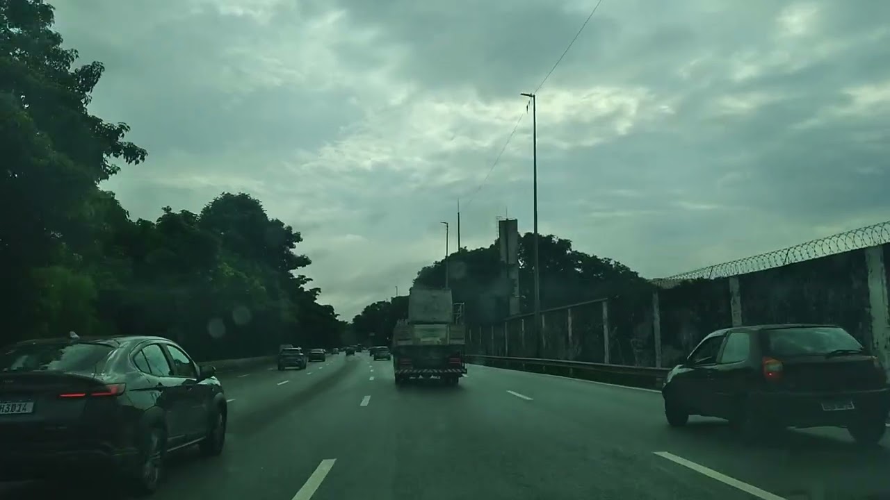 Passando hoje pela Marginal Tietê/ sentido a São Miguel