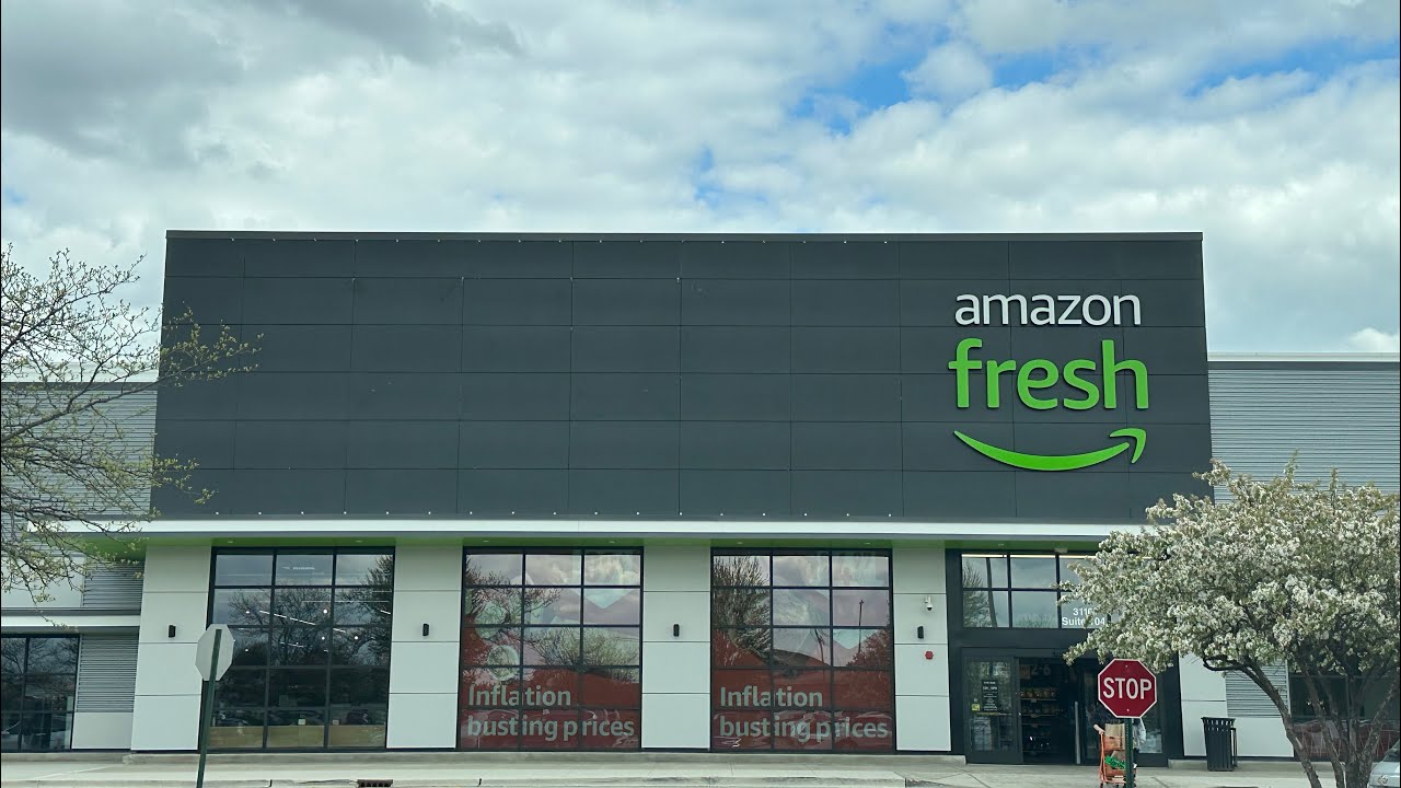 Shopping at Amazon Fresh| Smart Cart| Check Out Free Grocery Store|viral|trending