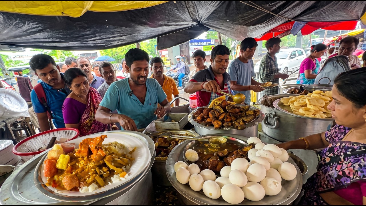 Kolkata Most Hilarious Rice Roadside Hotel , Khelei Morbe Kintu Keu Morche na | Street Bhater Dokan