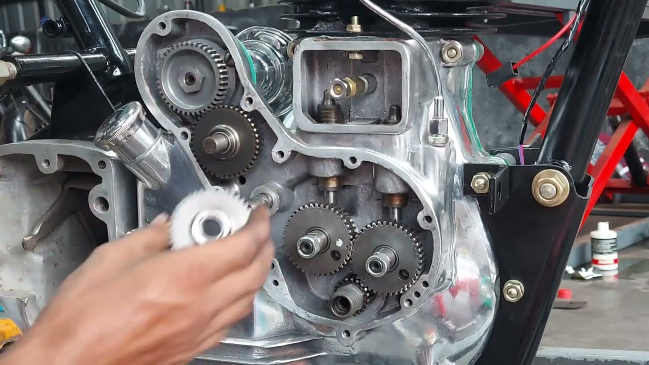 old bullet engine restore timing gear setting full detail video #royalrafi01