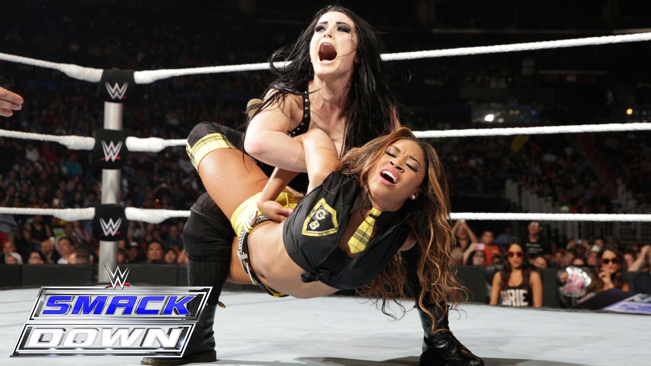 Пейдж против Кэмерон: SmackDown, 19 февраля 2015 года.