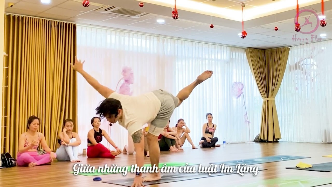 The sound of silence - Pentatonix (#happyflow Yoga)