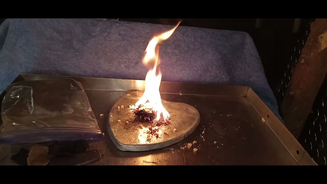 Making 🔥 FIRE 🔥 with Flint and Steel  