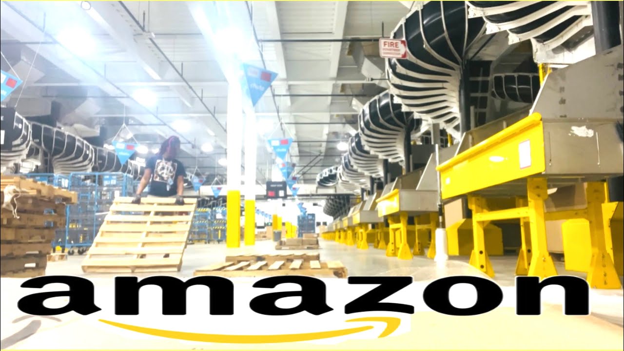 Working at an AMAZON Warehouse | Sortation Associate (Inside Footage)